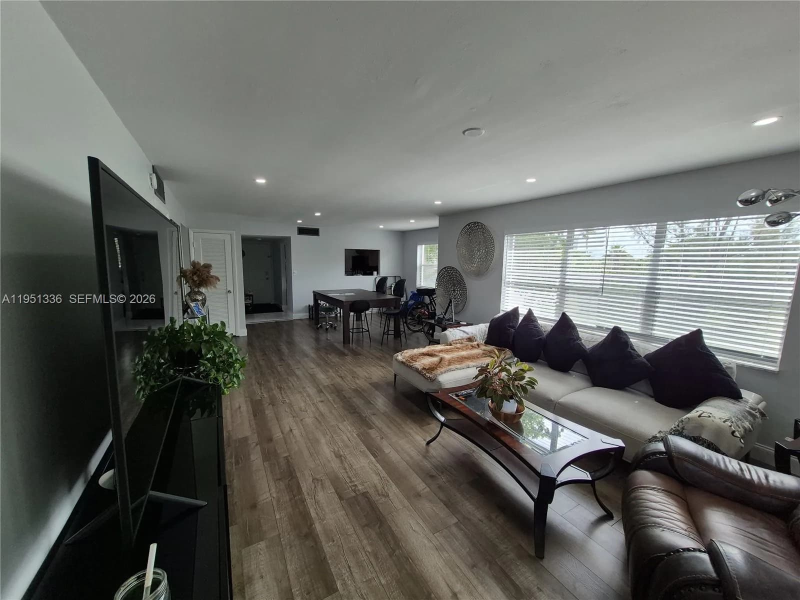 Listing