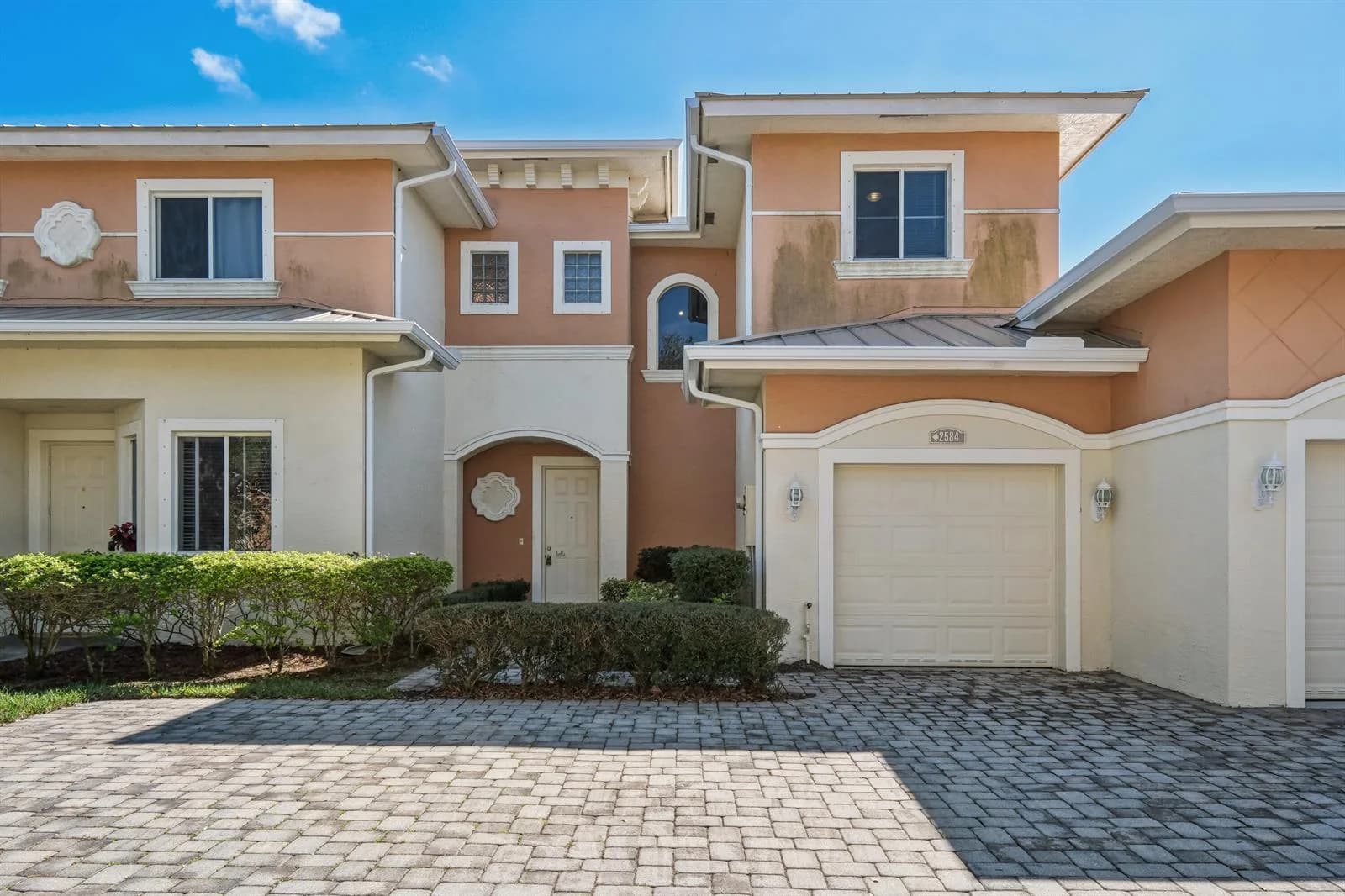 2584 SW Stockbridge Sq Square SW, Vero Beach FL 32962