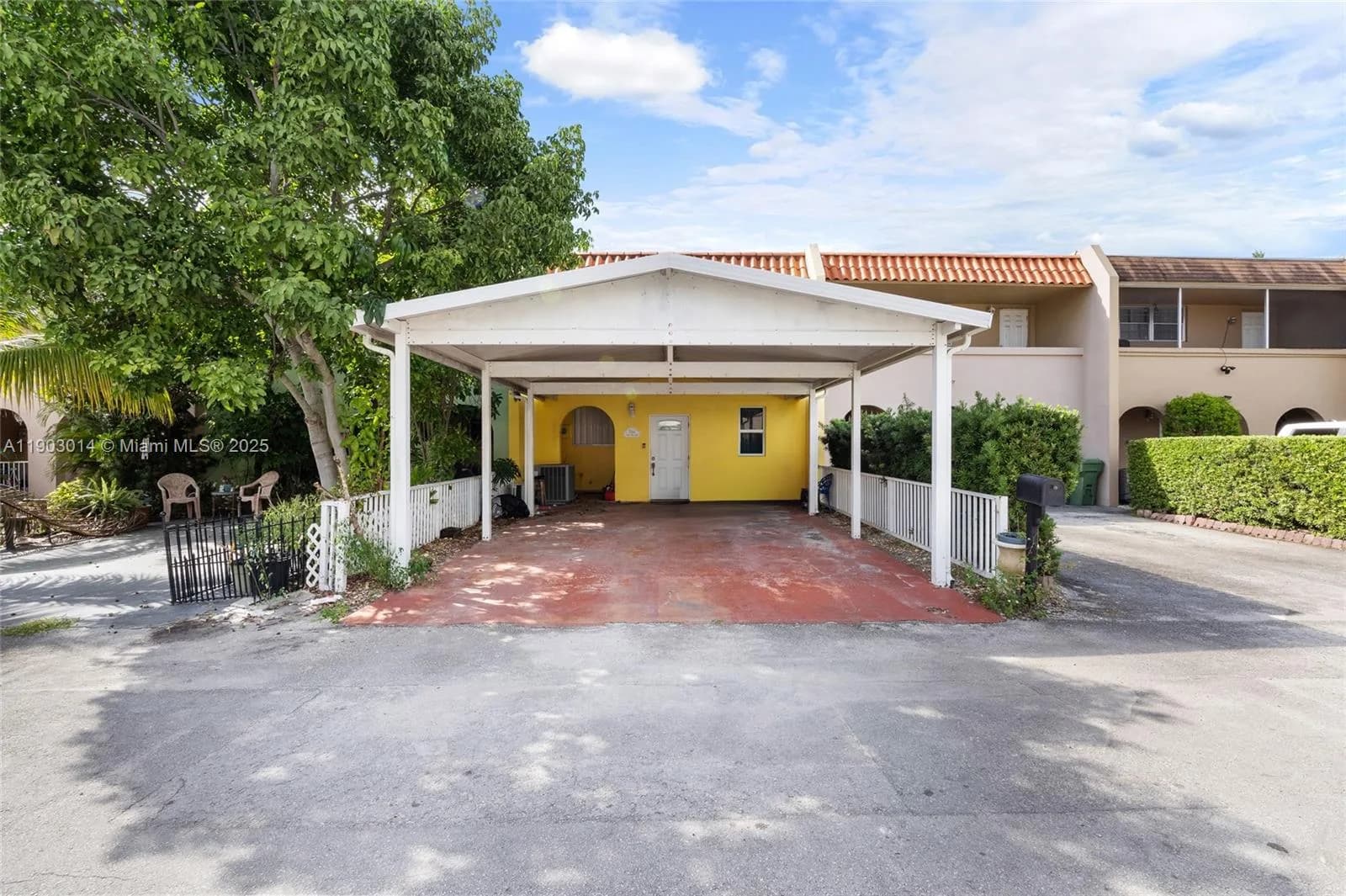 7144 W 2nd Ln, Hialeah FL 33014