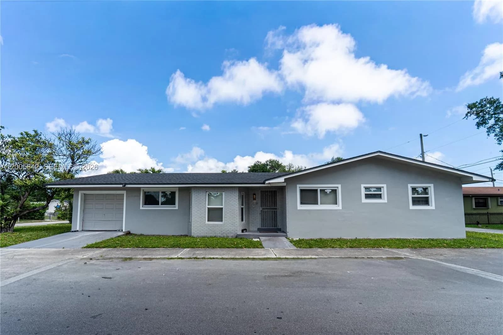 2260 Charleston St, Hollywood FL 33020