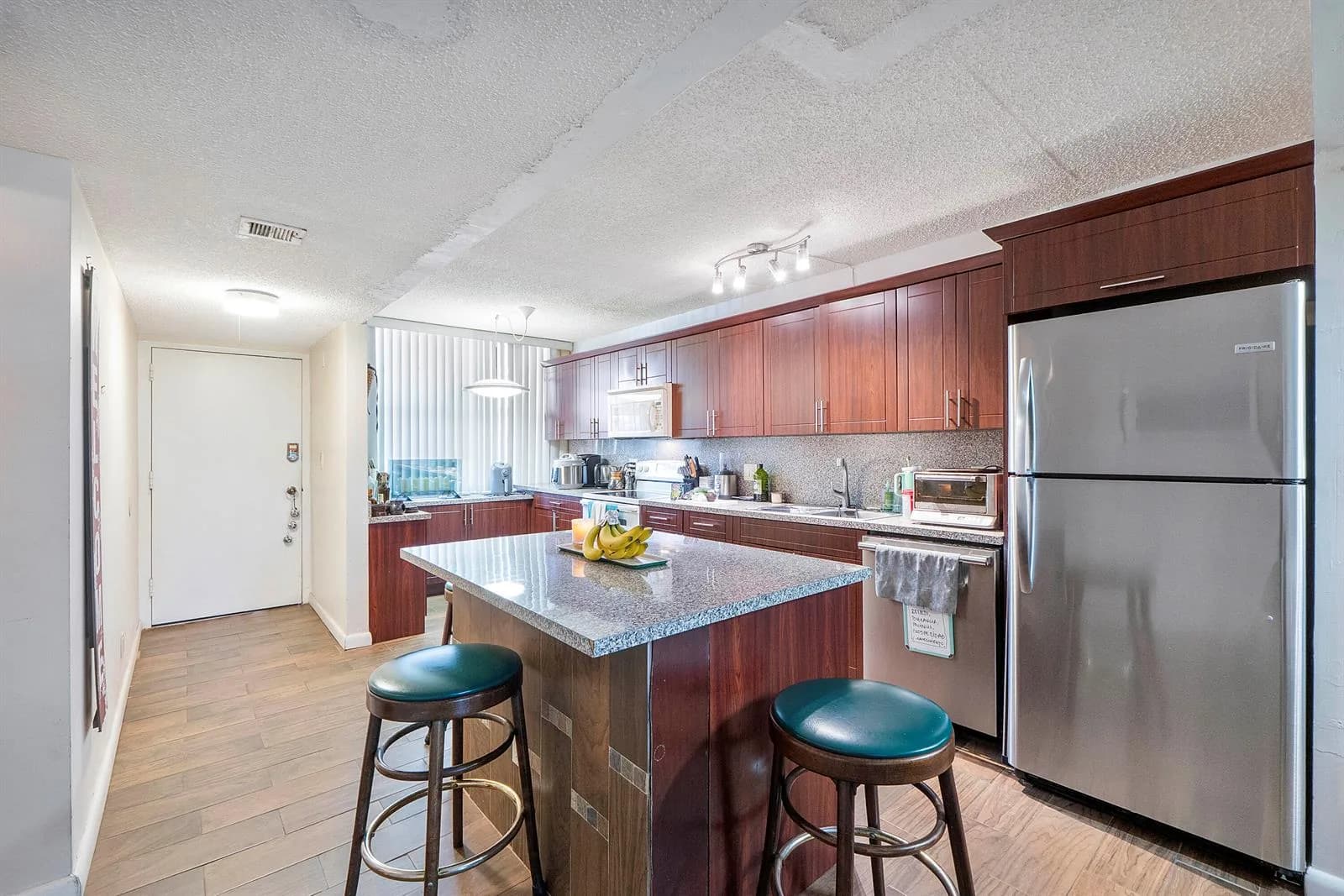 250 Jacaranda Drive # 308, Plantation, FL 33324