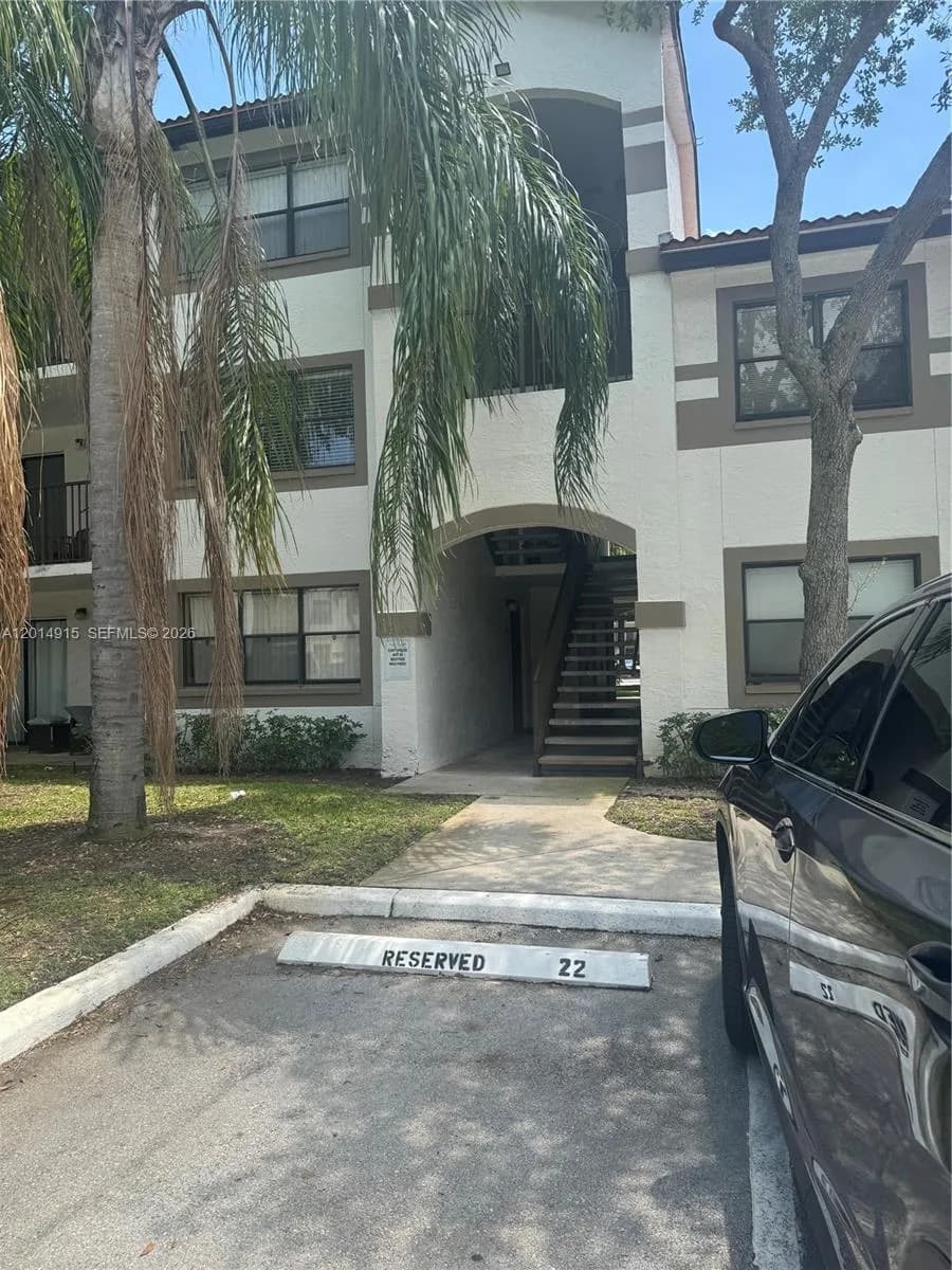 520 S Park Rd # 16-12, Hollywood, FL 33021