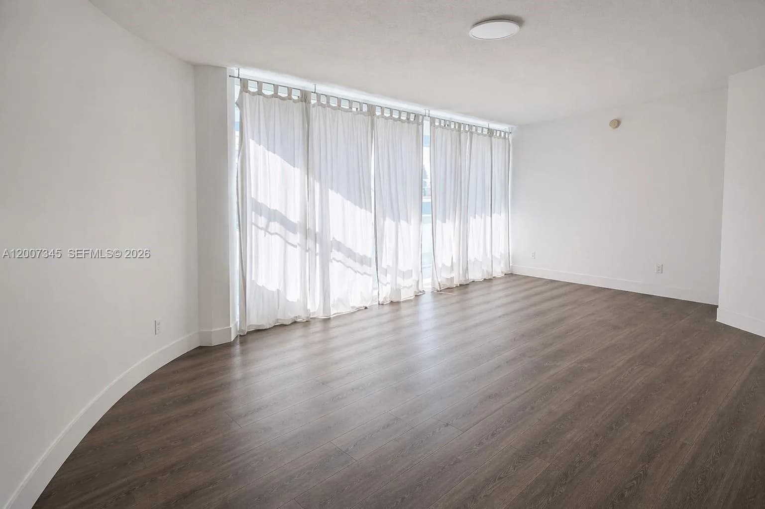 6580 INDIAN CREEK DR # 511, Miami Beach, FL 33141