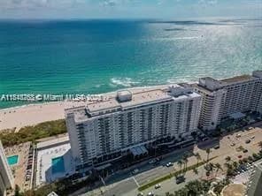 5601 Collins # 1210, Miami Beach, FL 33140