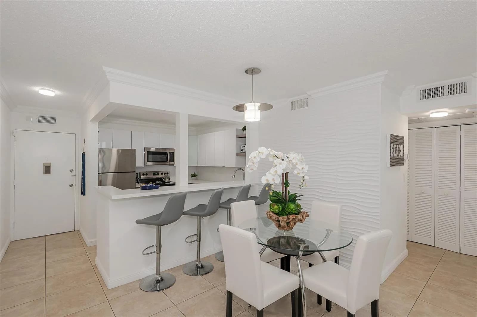 3140 S Ocean Drive # 509, Hallandale Beach FL 33009