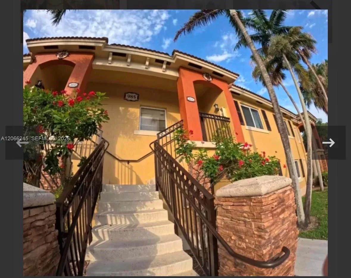 985 NE 34th Ave # 203, Homestead, FL 33033