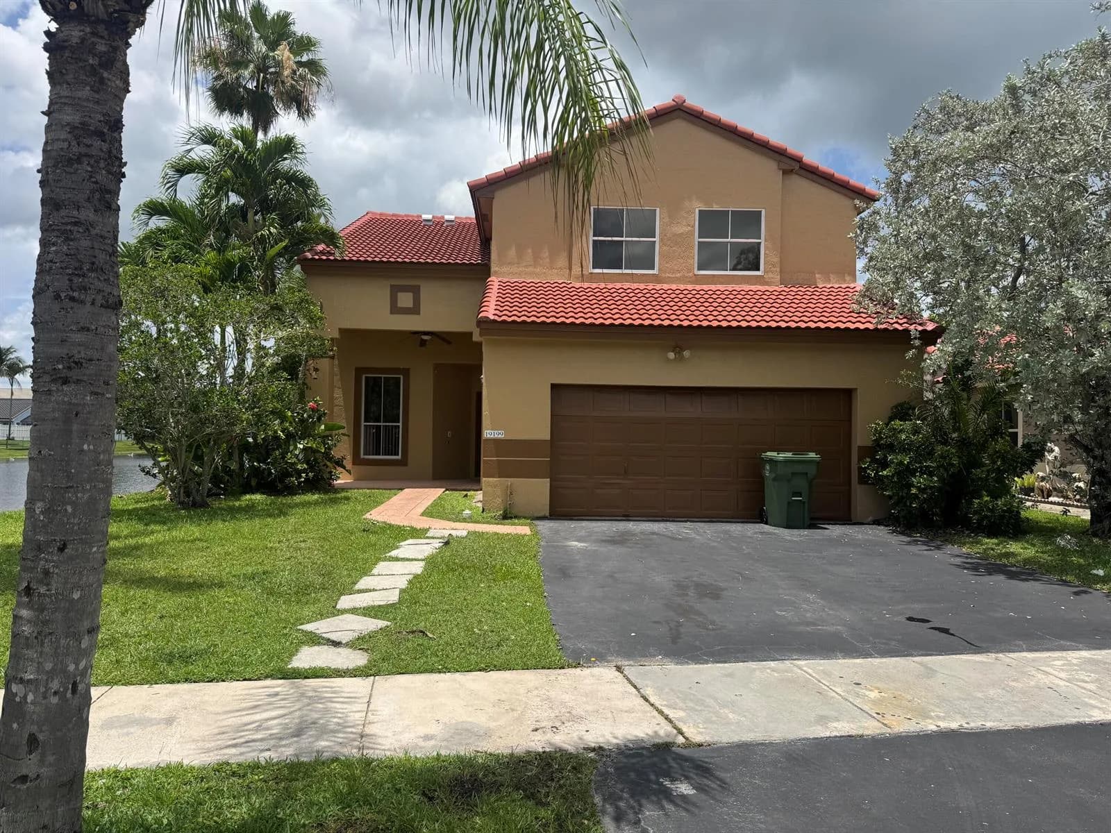 19199 NW 19th Street, Pembroke Pines FL 33029