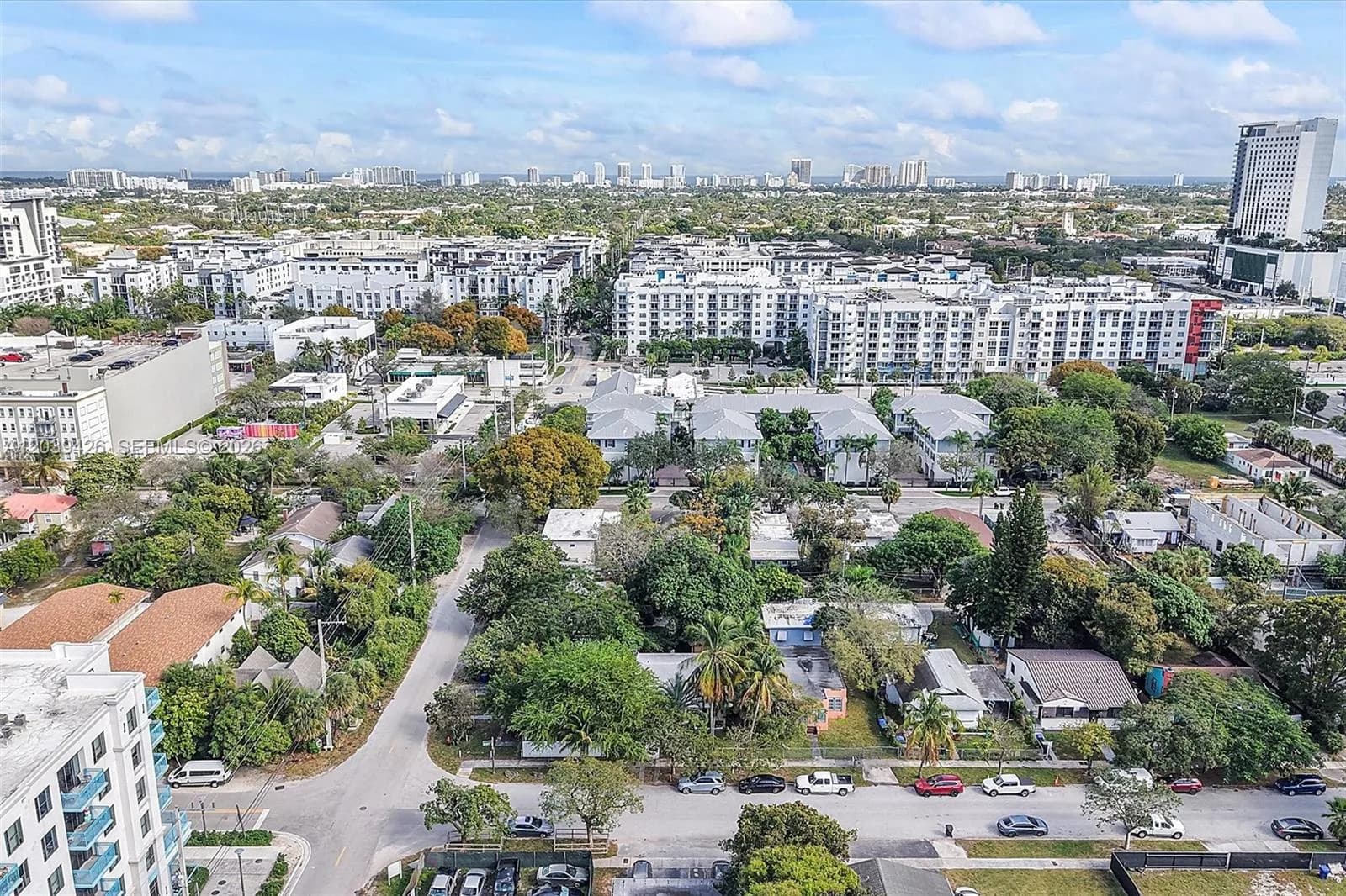 100 NE 5th St, Fort Lauderdale FL 33301