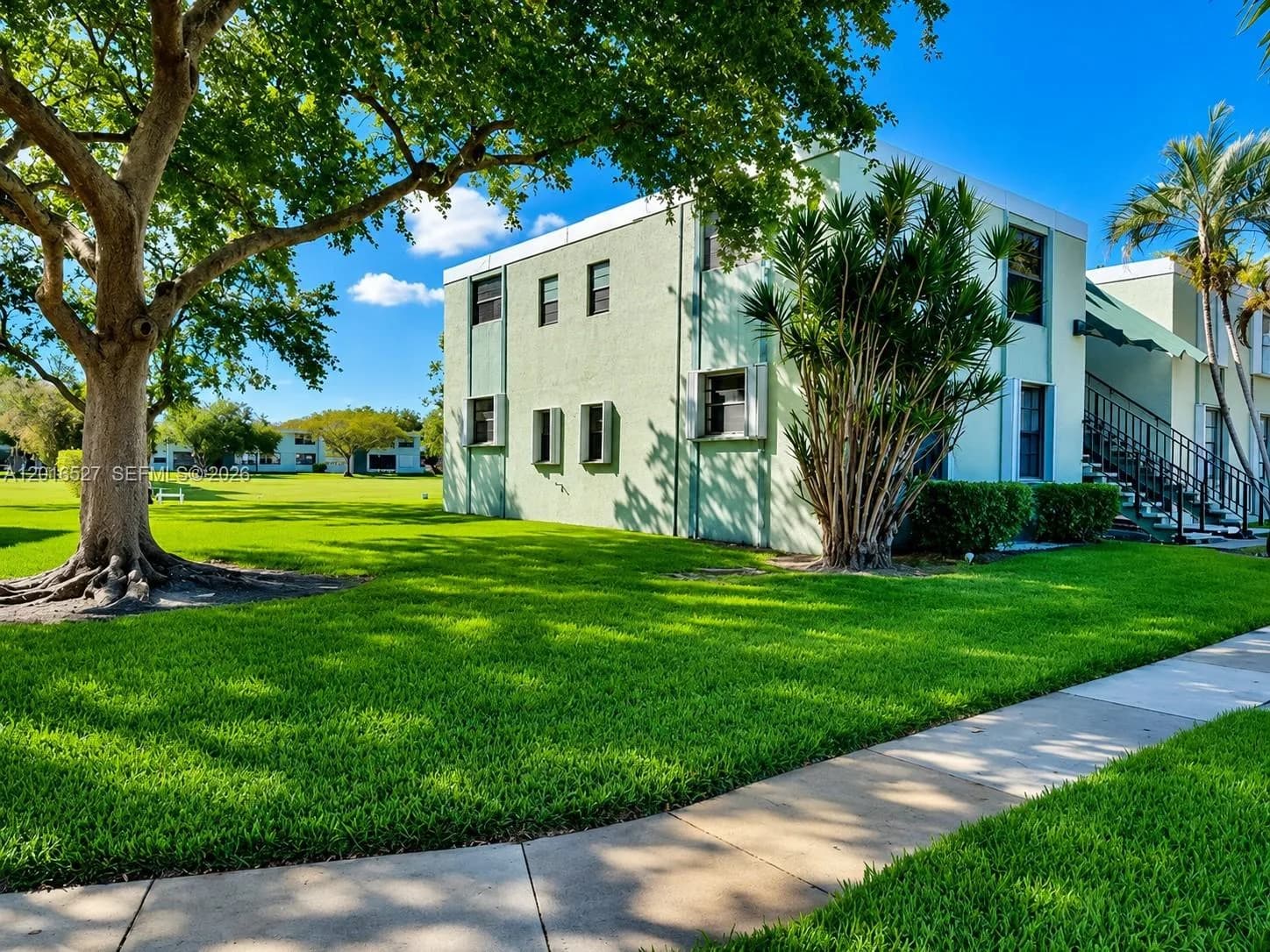 7396 NW 18th St # 101, Margate FL 33063