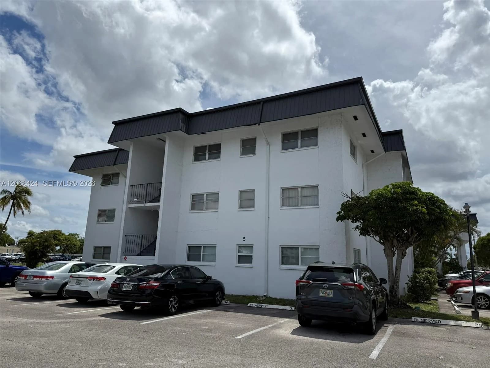 4880 NW 22nd St # 307, Lauderhill FL 33313