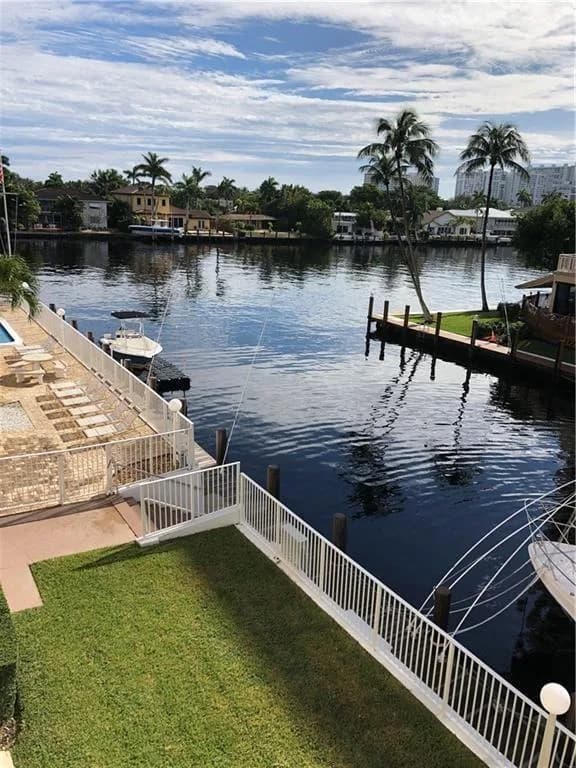 3100 NE 49th Street # 306, Fort Lauderdale FL 33308
