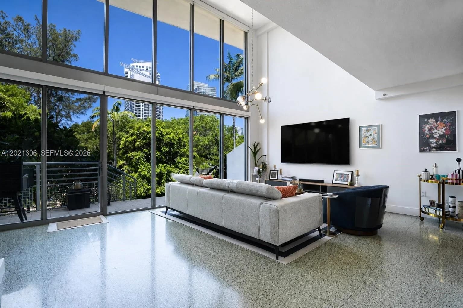 245 Michigan Ave # LG-5, Miami Beach, FL 33139