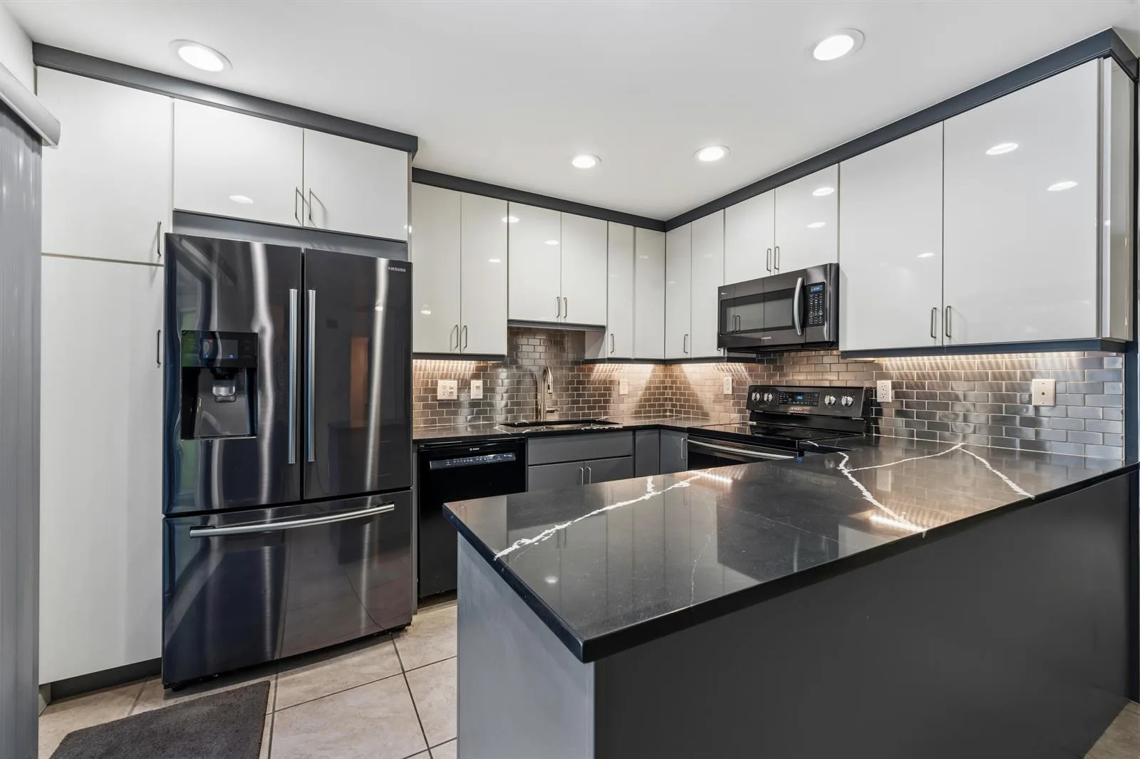 3852 SE Jefferson Street, Stuart FL 34997