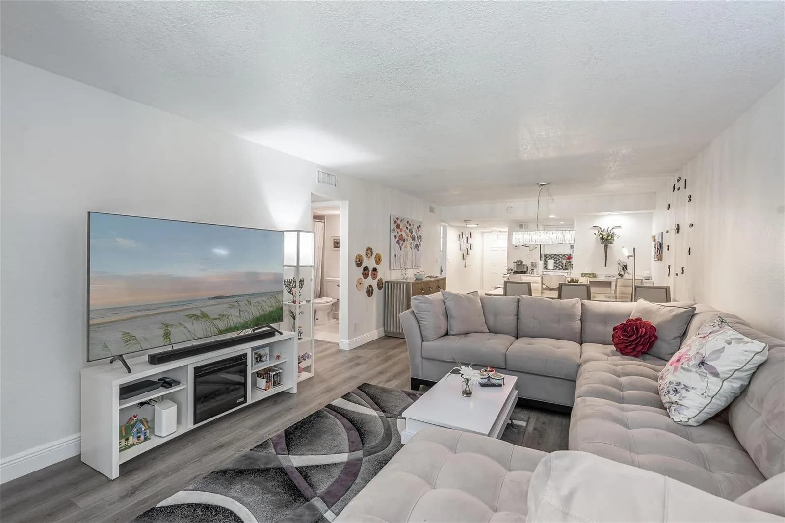 8901 S Hollybrook Boulevard # 201, Pembroke Pines FL 33025