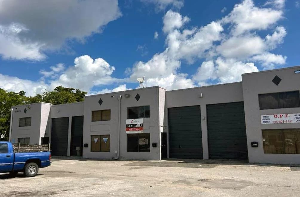 1750 W 39th Place # 1005, Hialeah FL 33012