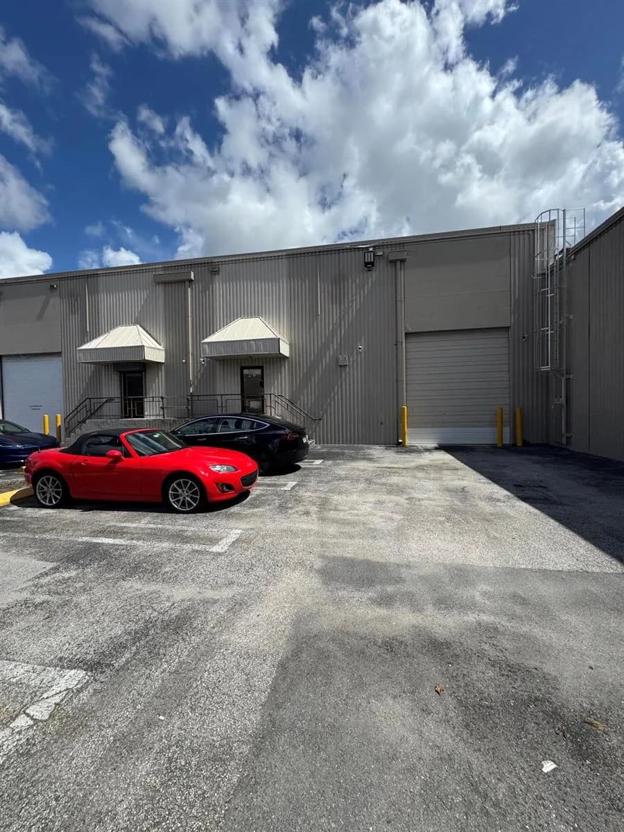 2710 NW 72nd Avenue, Miami FL 33122