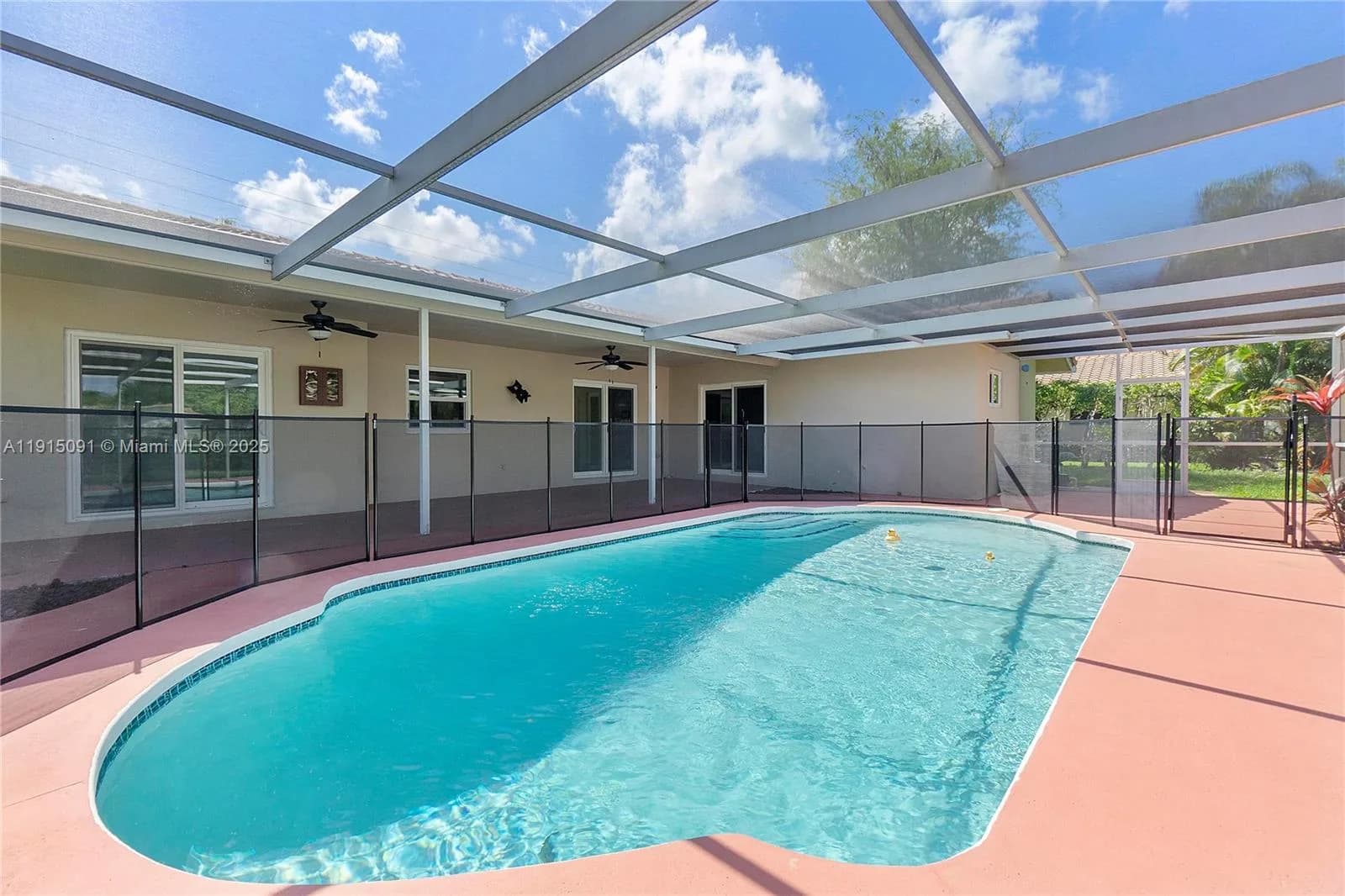3880 Coral Hills Dr, Coral Springs, FL 33065