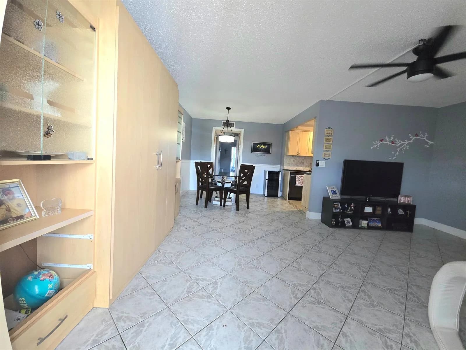 2010 Westbury F # 2010, Deerfield Beach FL 33442