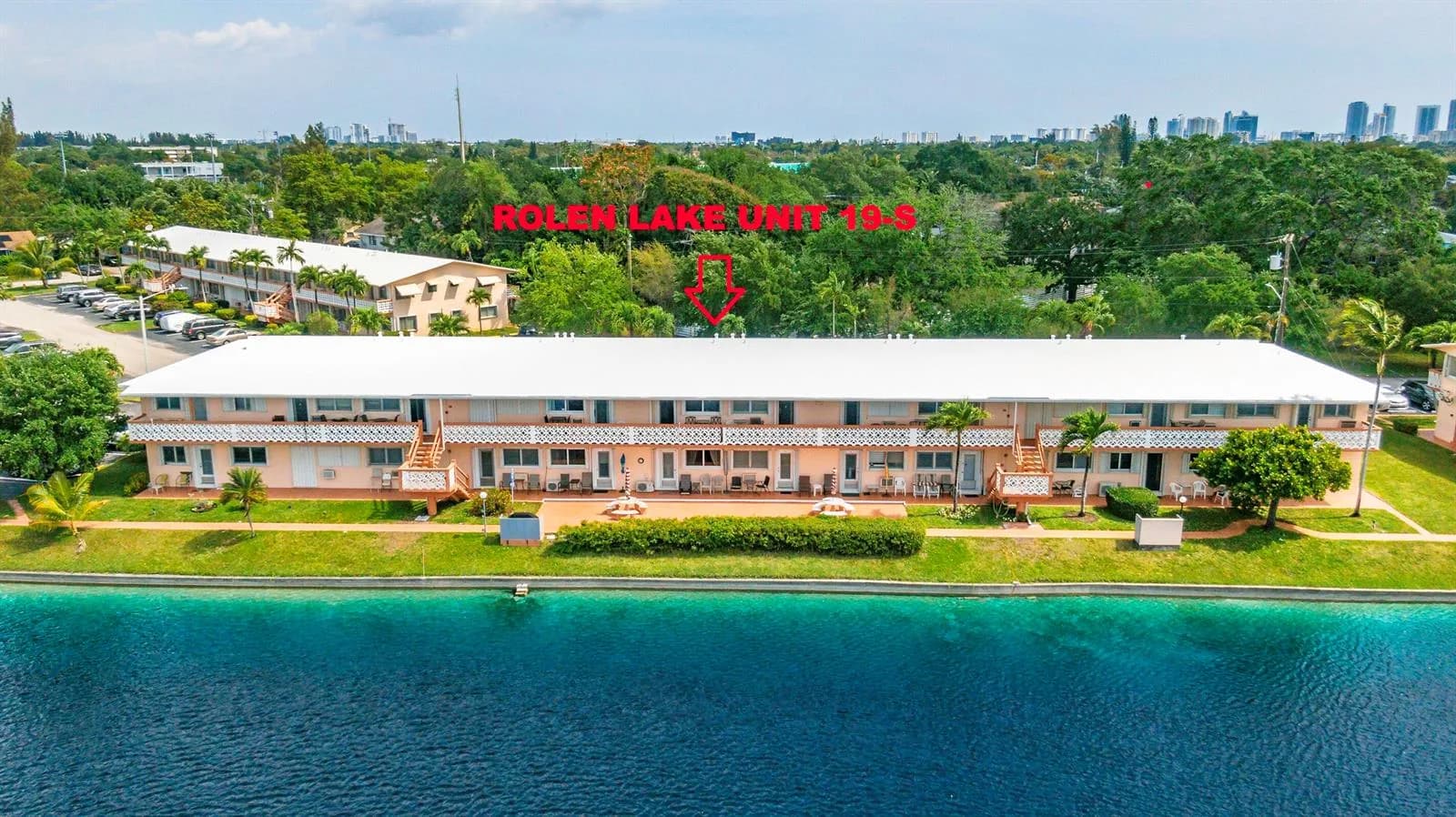 900 SW 10th Terrace # 19, Hallandale Beach FL 33009