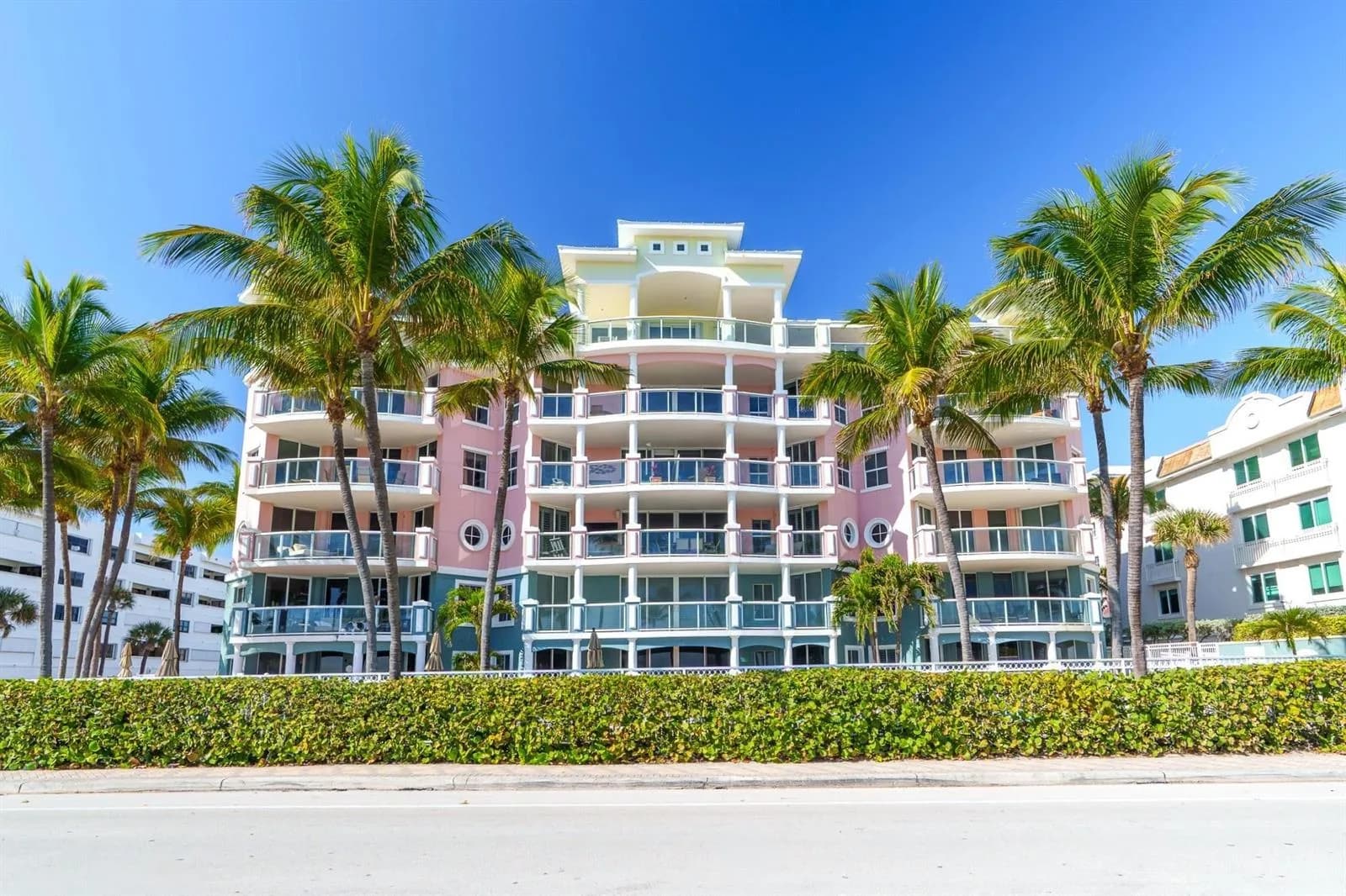 2051 SE 3rd Street # 203, Deerfield Beach FL 33441