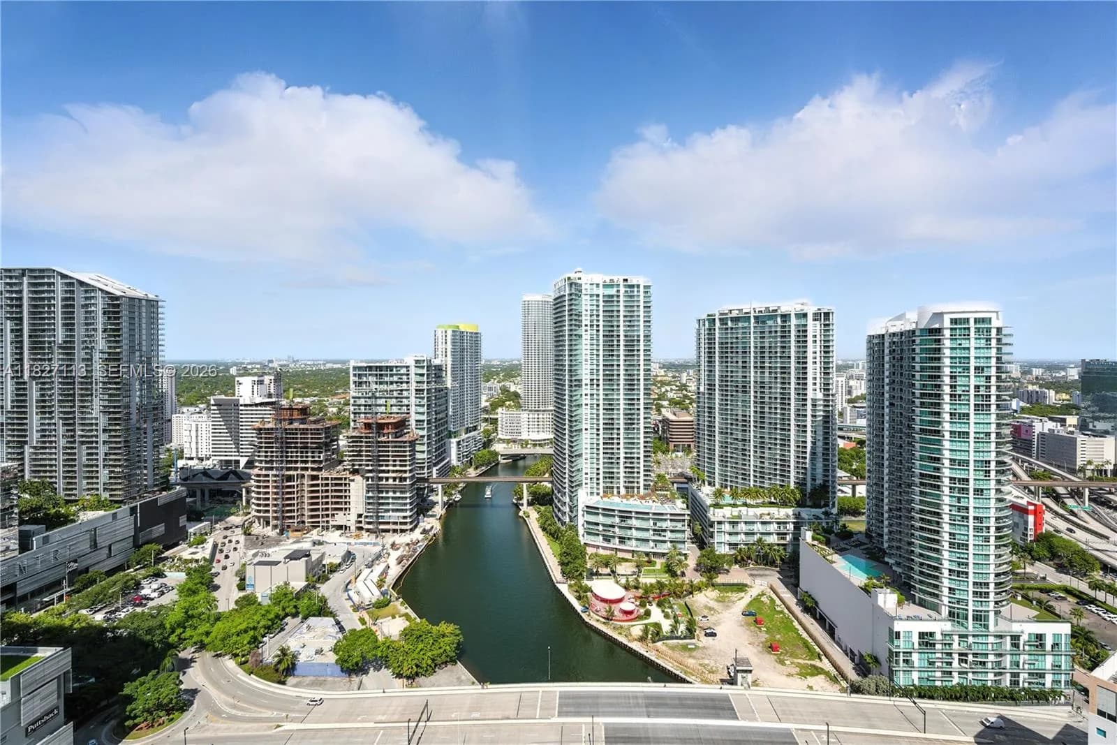 31 SE 5th St # 4021, Miami FL 33131