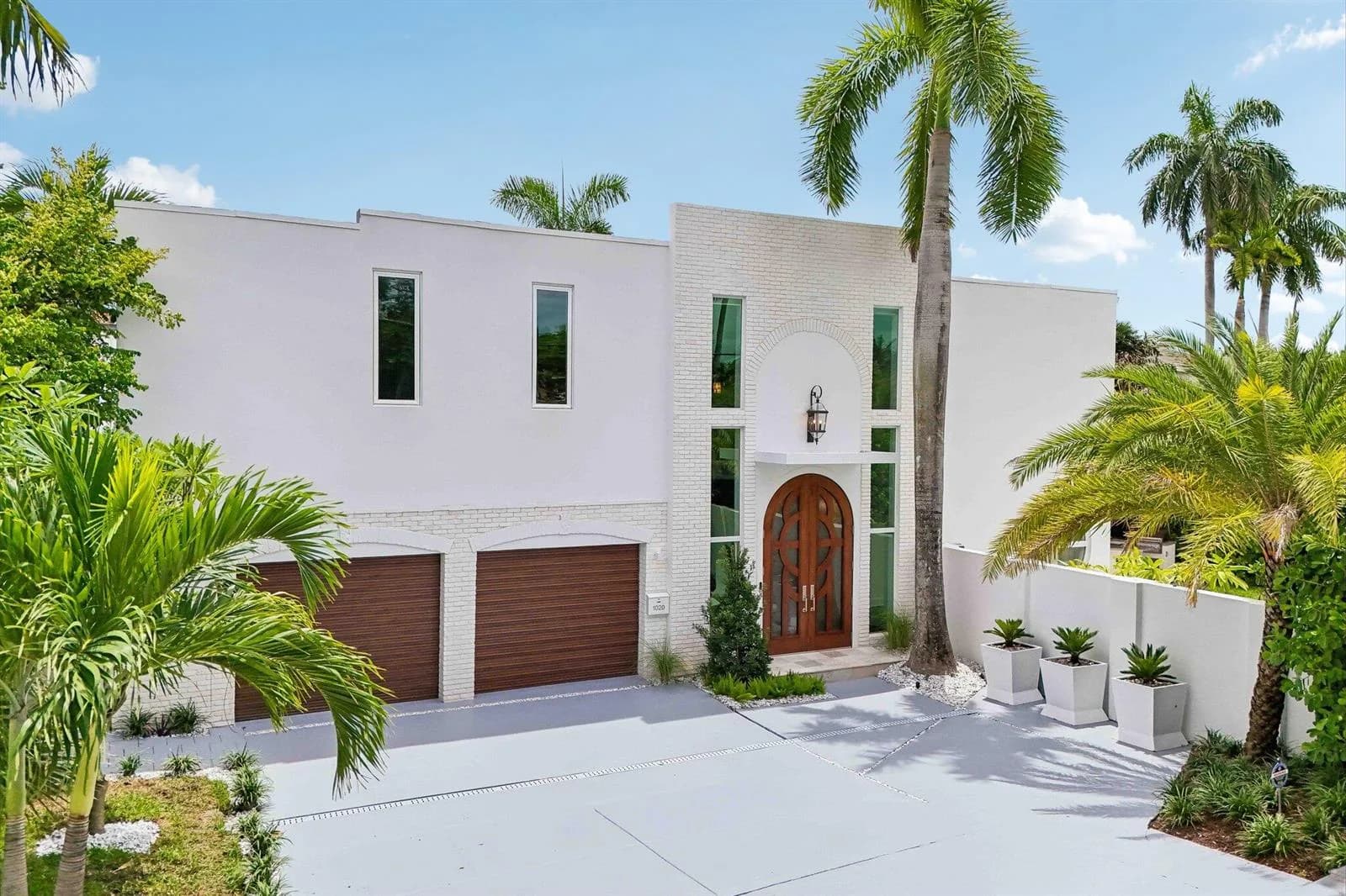 1020 SE 9TH Avenue, Fort Lauderdale, FL 33316