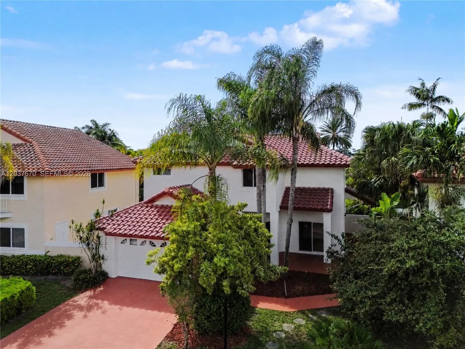 4725 NW 104th Ave, Doral FL 33178