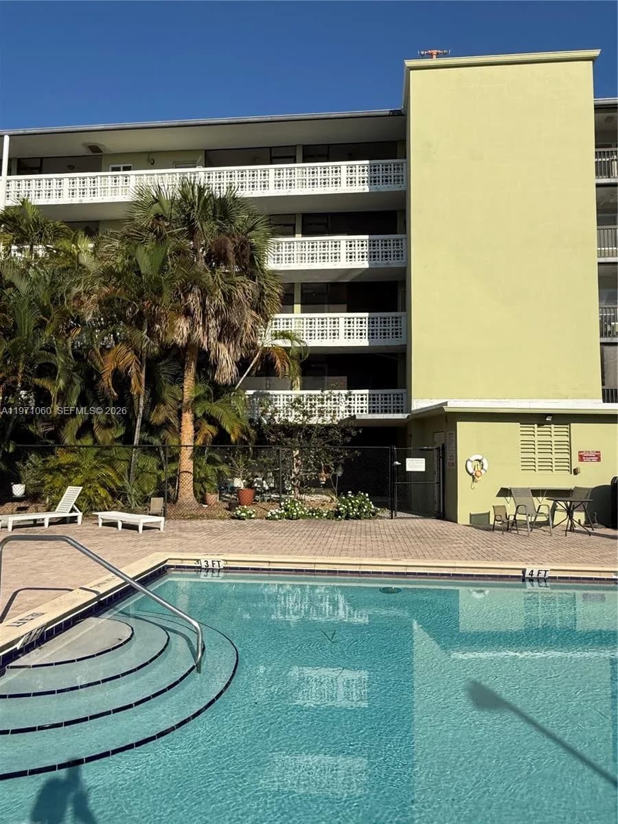 1425 Arthur St # 315B, Hollywood FL 33020