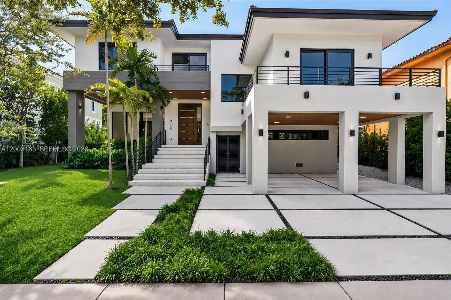 760 Woodcrest Rd, Key Biscayne FL 33149