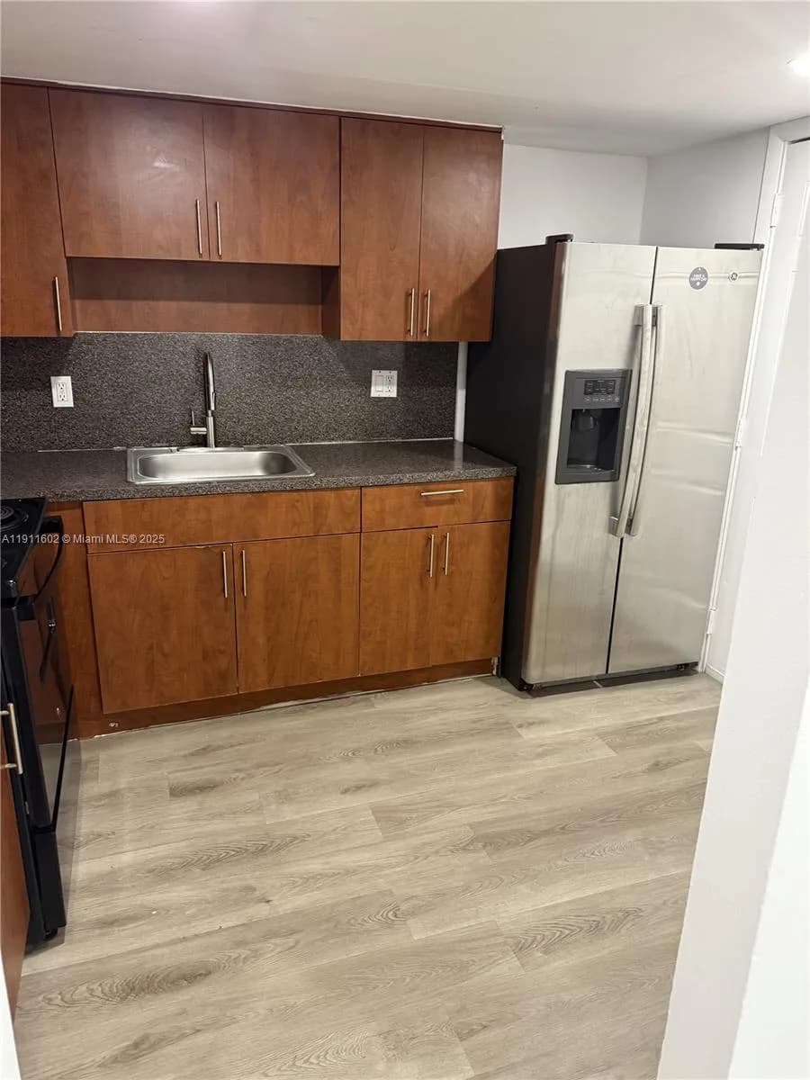 1200 SW 50th Ave # 208-3, North Lauderdale FL 33068