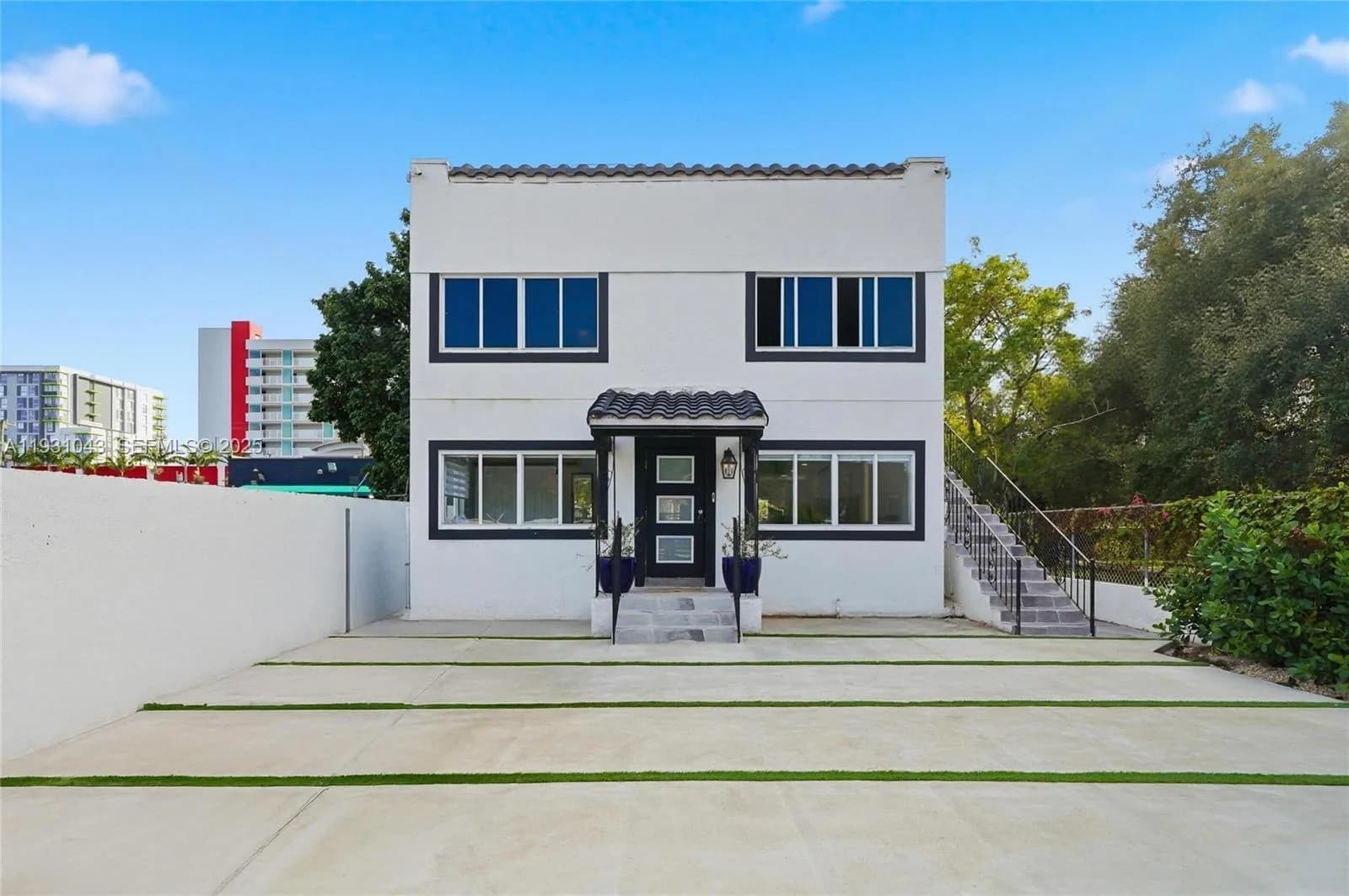 1590 NW 38th St # 1, Miami, FL 33142