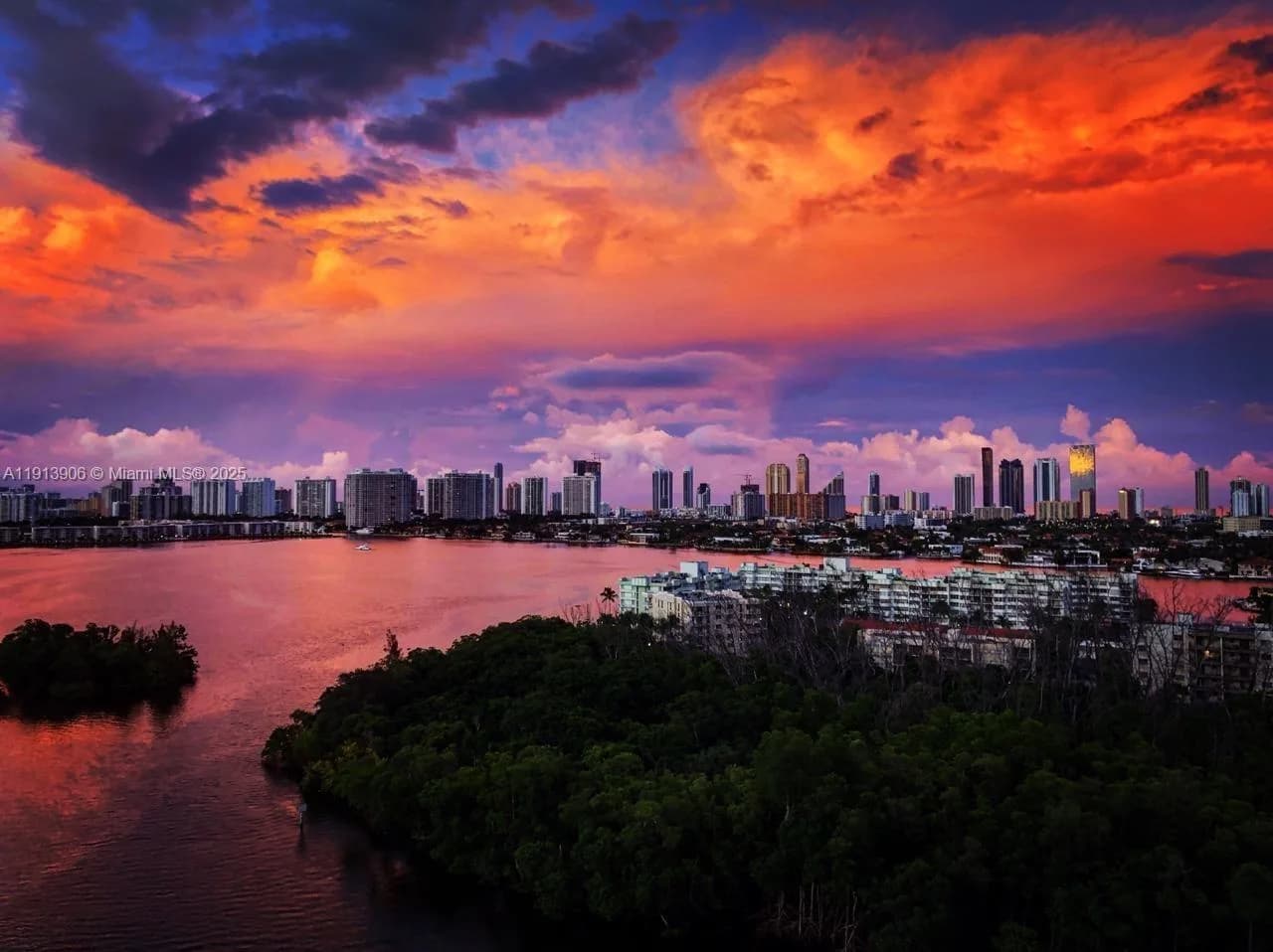 16385 Biscayne Blvd # 3003, North Miami Beach, FL 33160