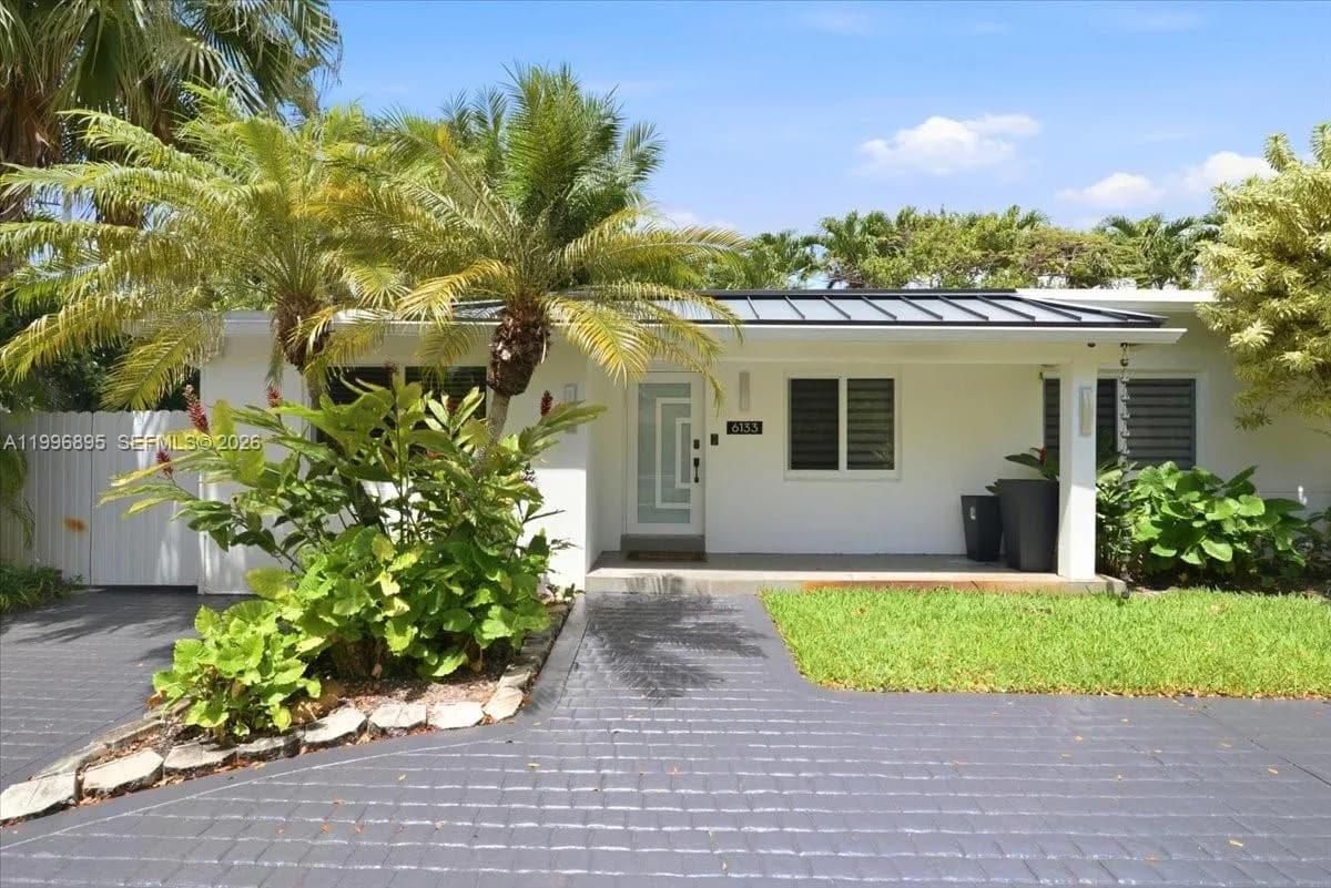 6133 SW 44th Ter, Miami FL 33155