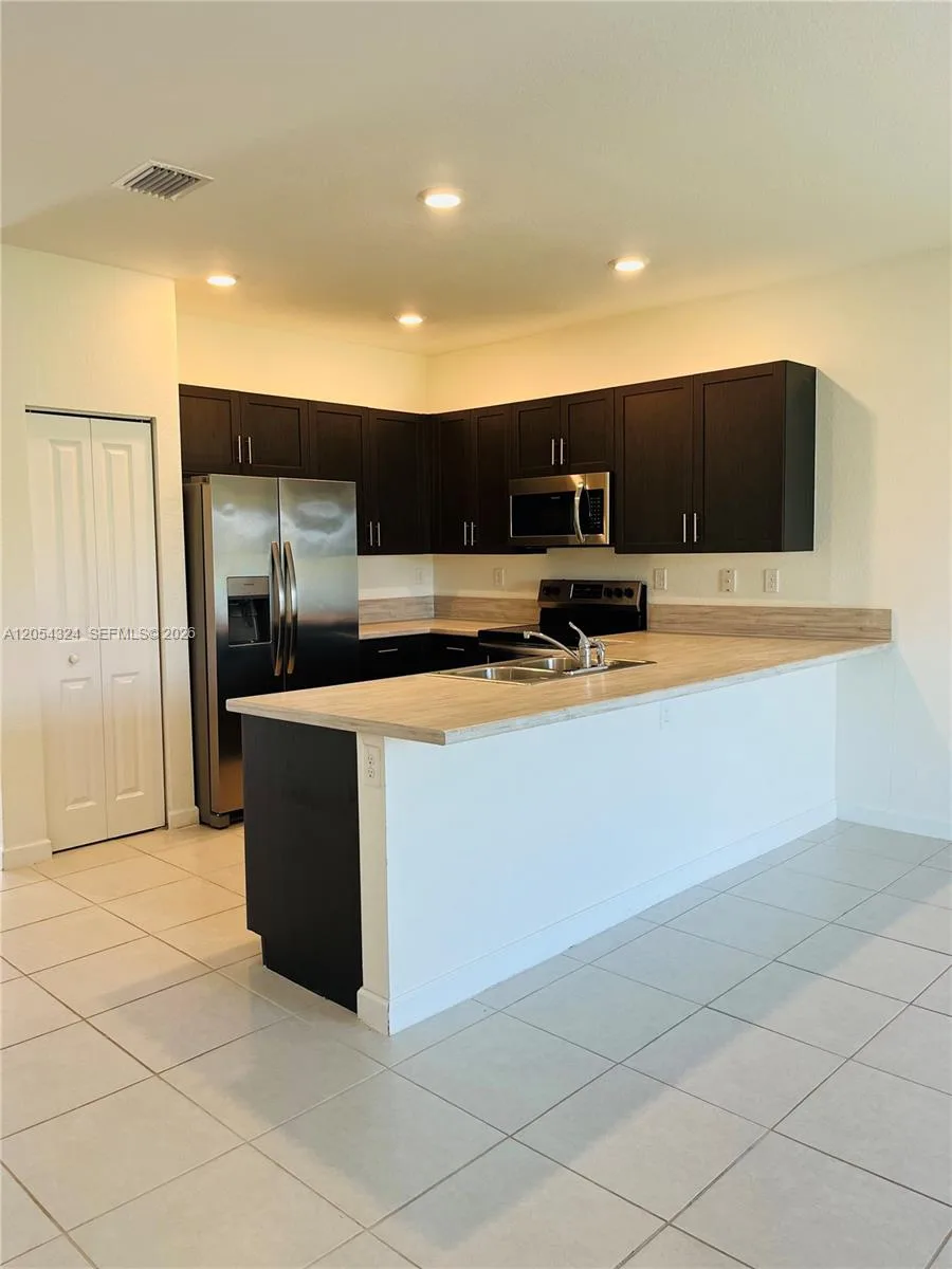 10124 SW 228th Ter, Miami, FL 33190