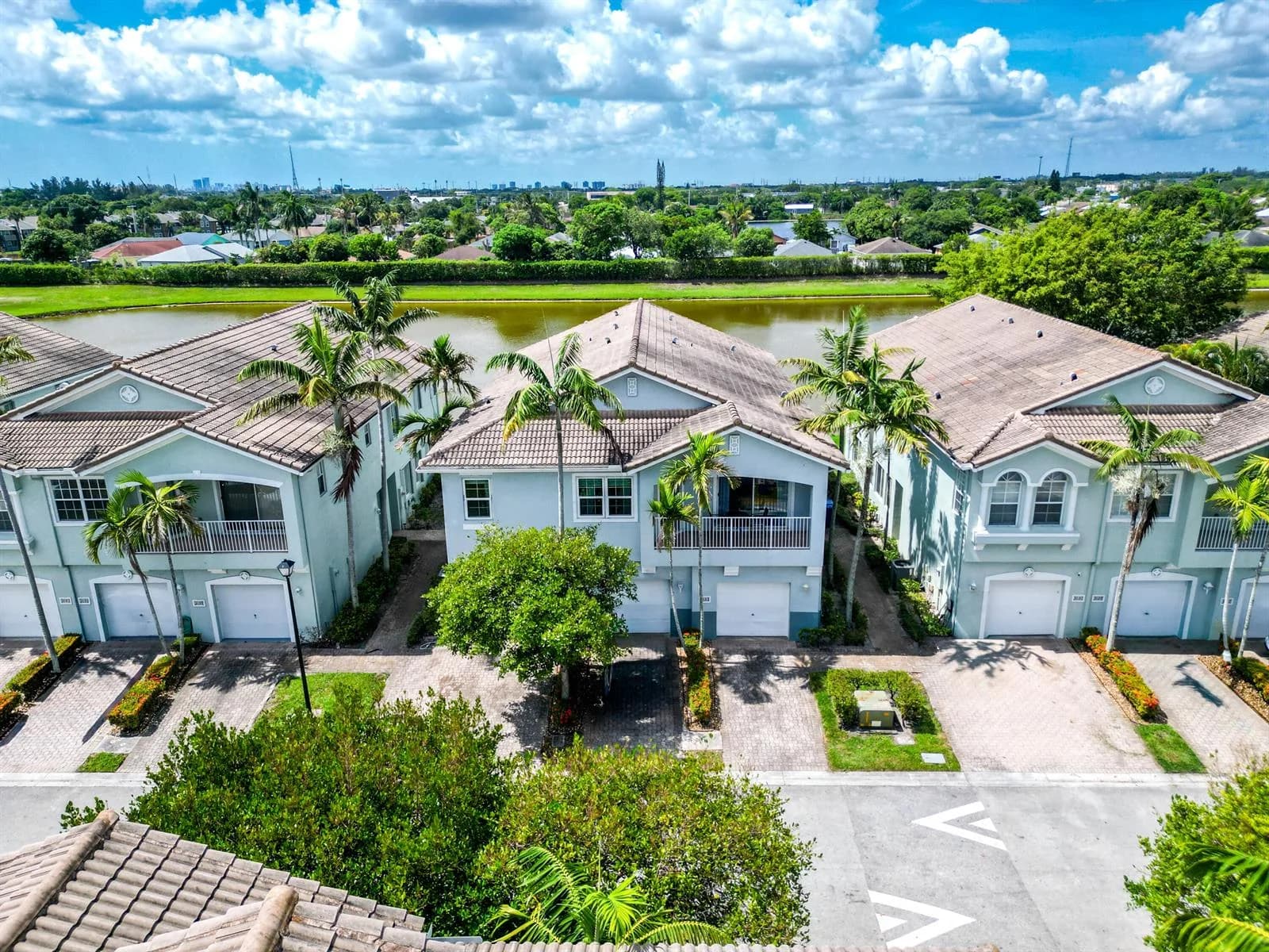 3133 Laurel Ridge Circle, Riviera Beach FL 33404