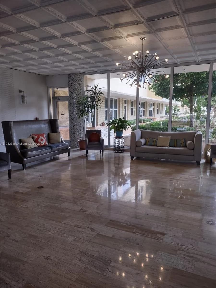 4747 Collins Ave # 107, Miami Beach FL 33140