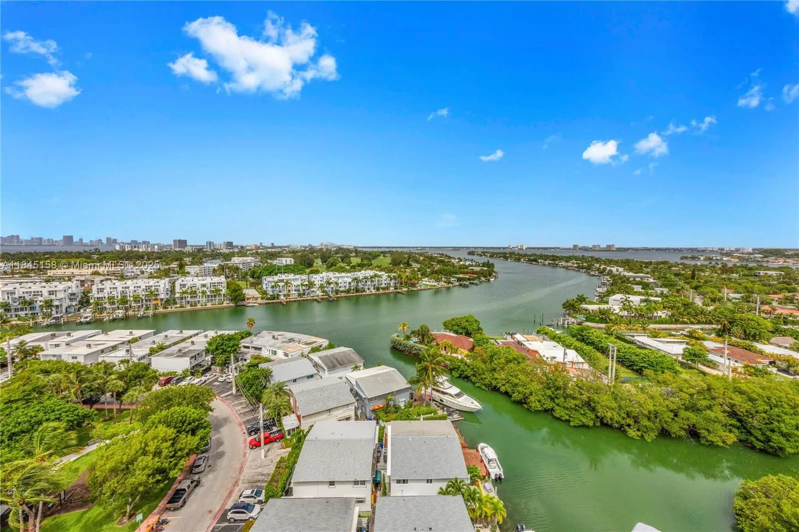 7441 Wayne Ave # 15E, Miami Beach, FL 33141