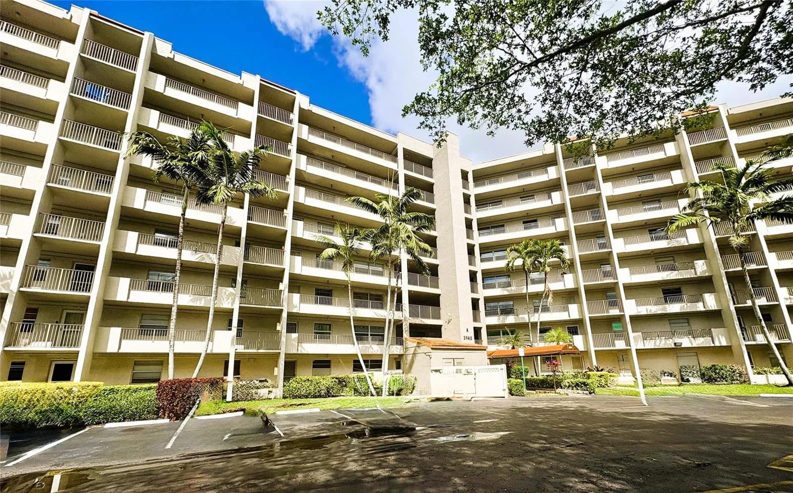 3940 Inverrary Boulevard # 701a, Lauderhill FL 33319