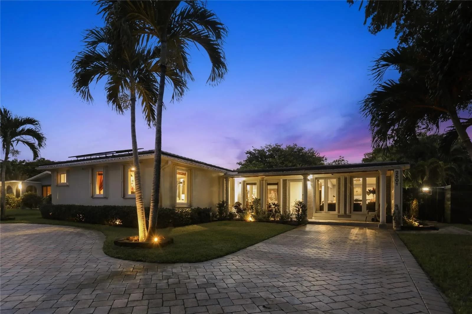 2501 NW 8th Avenue, Wilton Manors FL 33311