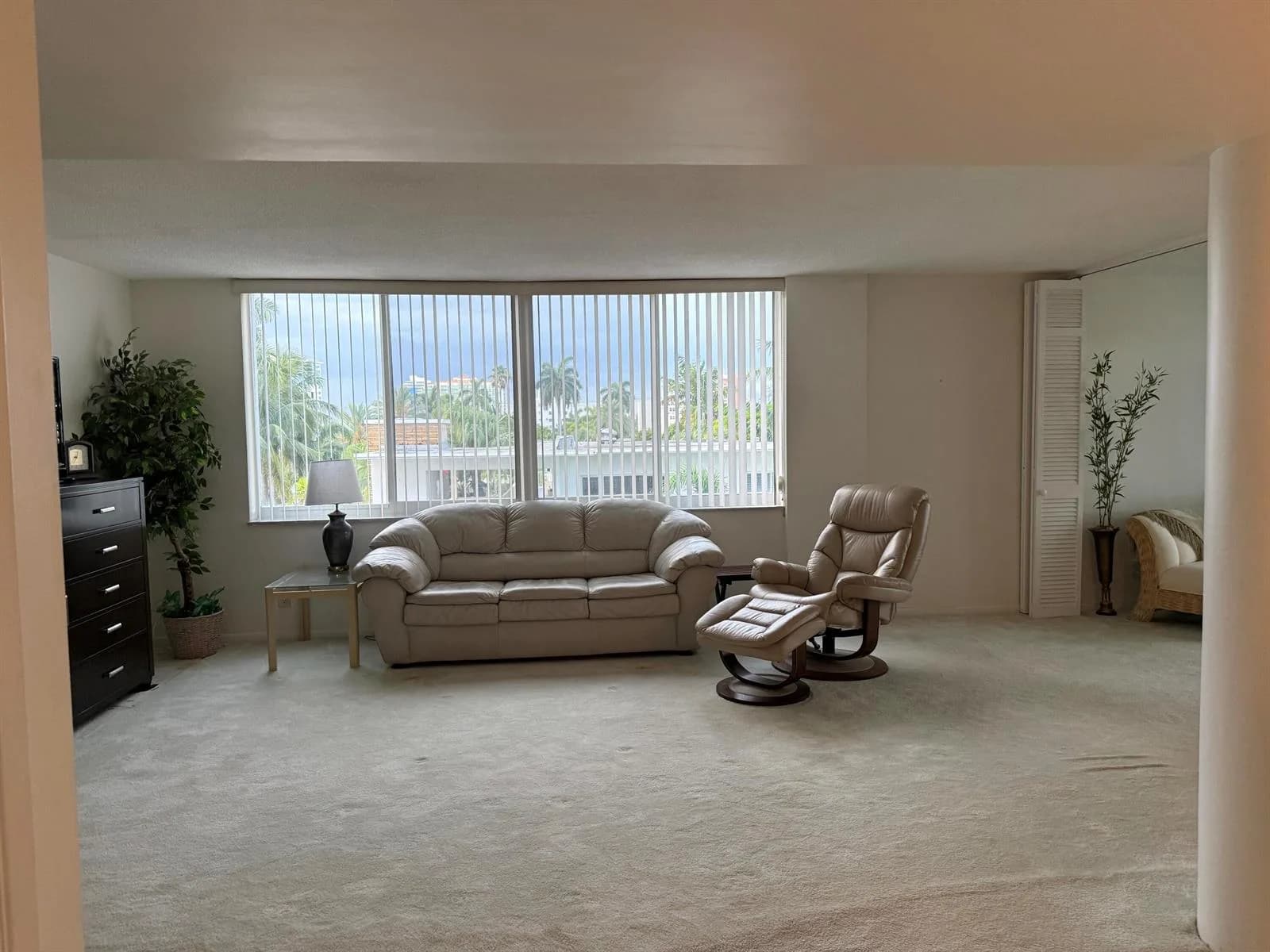 524 Orton Avenue # 403, Fort Lauderdale, FL 33304