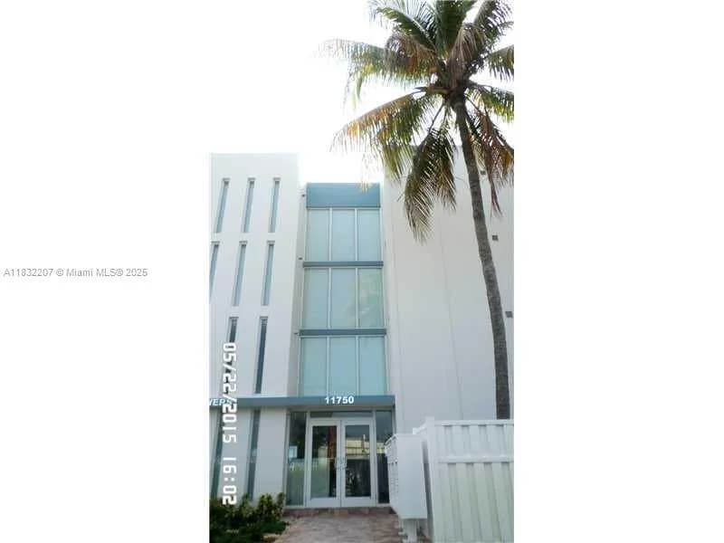 11750 NE 16th Ave # 102, Miami FL 33161