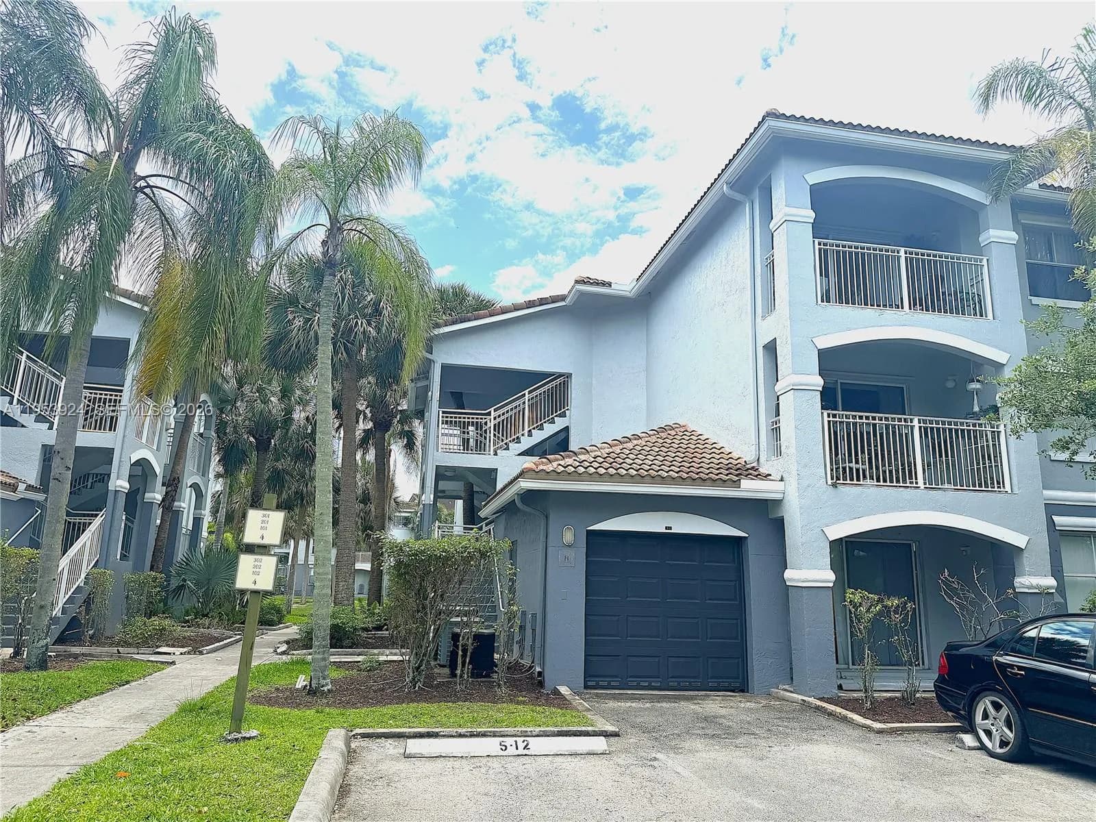 9650 NW 2nd St # 4-301, Pembroke Pines FL 33024