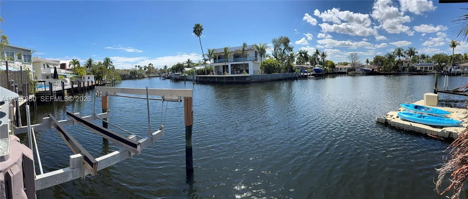 2100 NE 24th St, Wilton Manors FL 33305