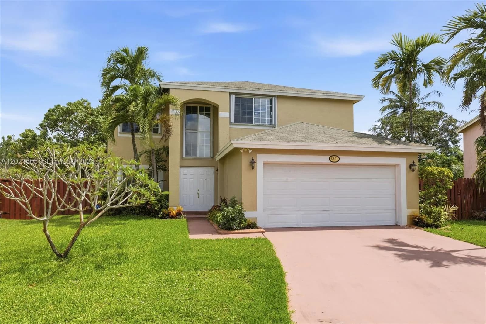 8801 SW 9th Ct, Pembroke Pines FL 33025