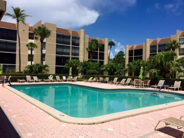 3492 NE Causeway Boulevard # 103, Jensen Beach FL 34957