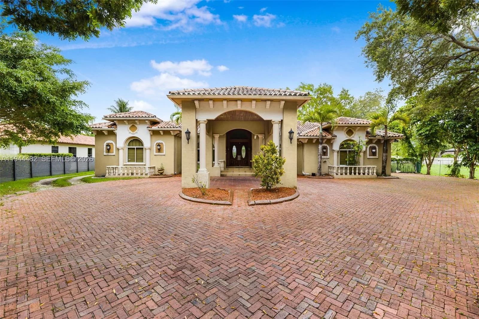 7761 SW 122nd Ave, Miami FL 33183
