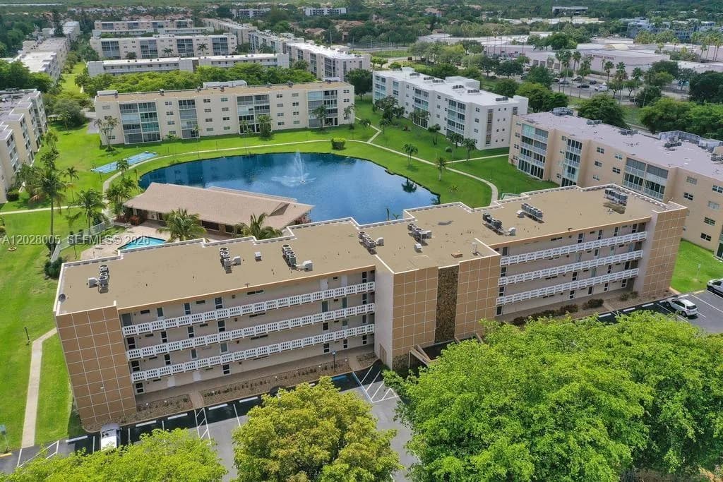 1025 SE 2nd Ave # 208, Dania Beach FL 33004