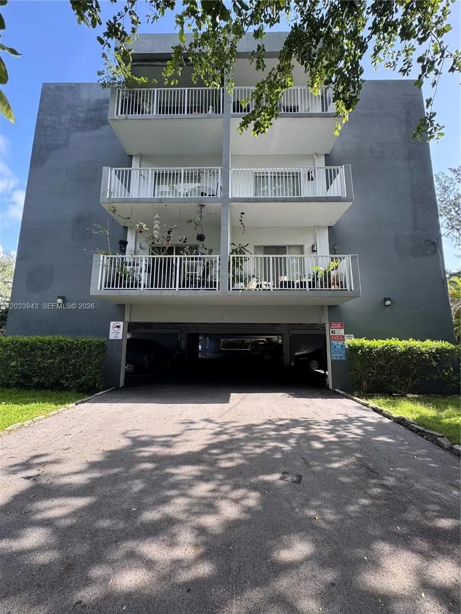 645 NE 121st St # 304, North Miami, FL 33161