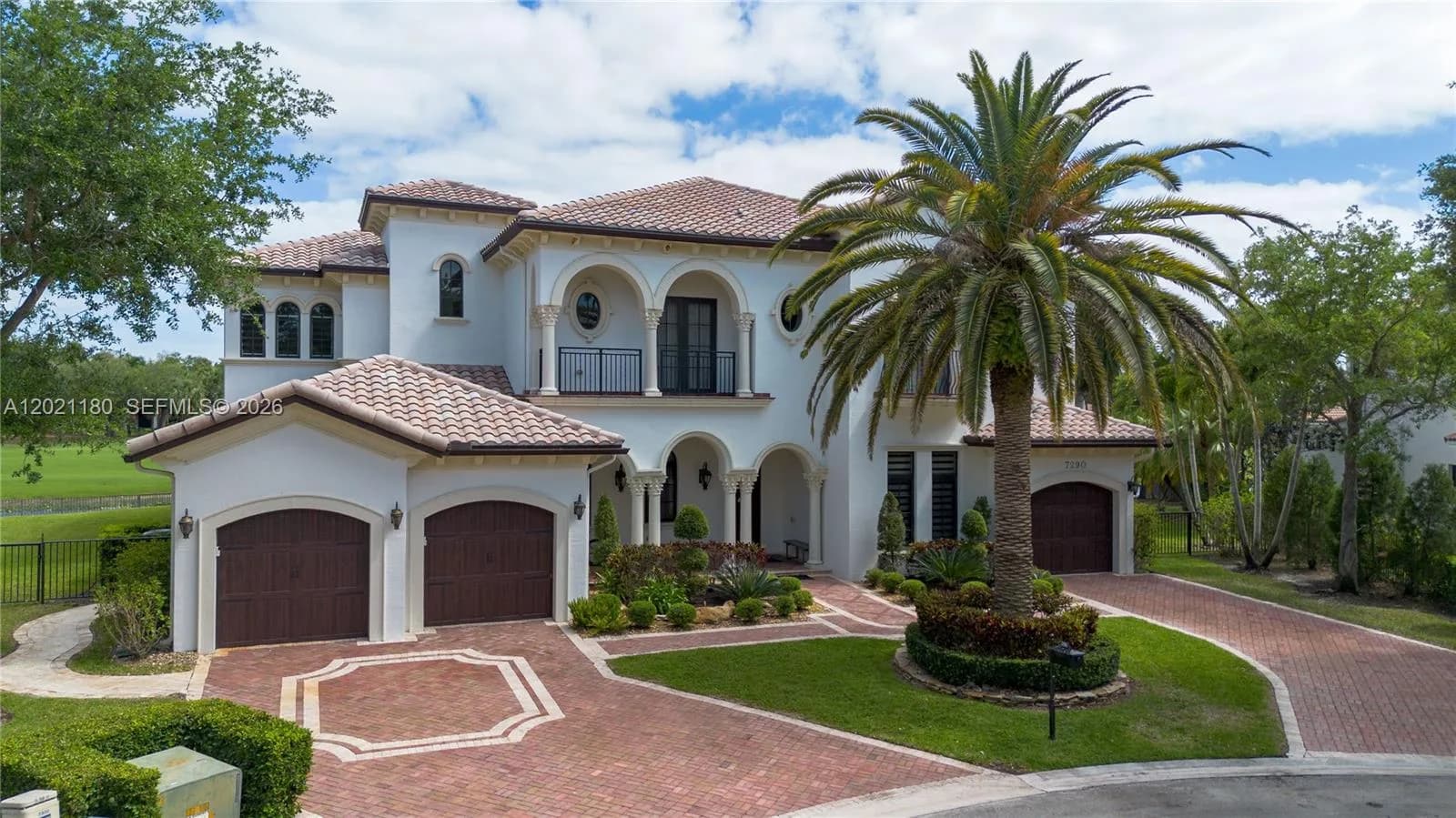 7290 Lemon Grass Dr, Parkland FL 33076