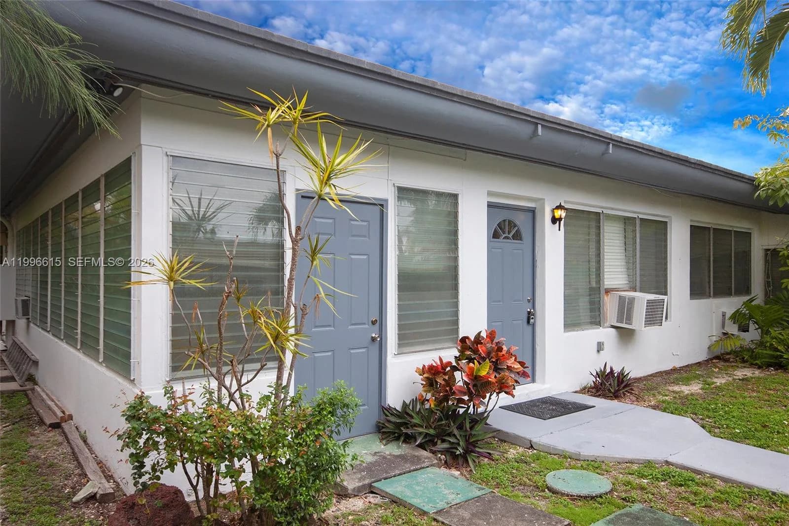 1050 92nd St # 4, Bay Harbor Islands FL 33154